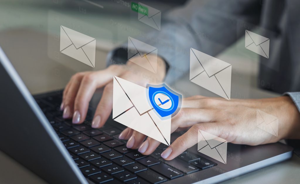 メールの利用。なぜセキュリティ対策が必要なのか